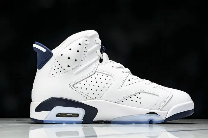 Air Jordan 6 Retro “Midnight Navy” 