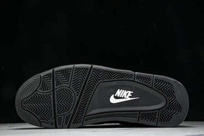 Air Jordan 4 “Black Cat”  2025 