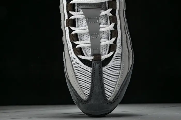 Eric Koston x Nike SB Air Max 95 