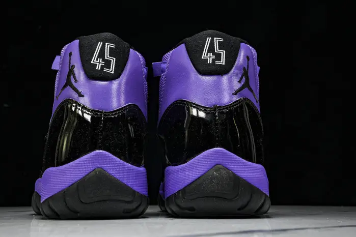 Air Jordan 11 