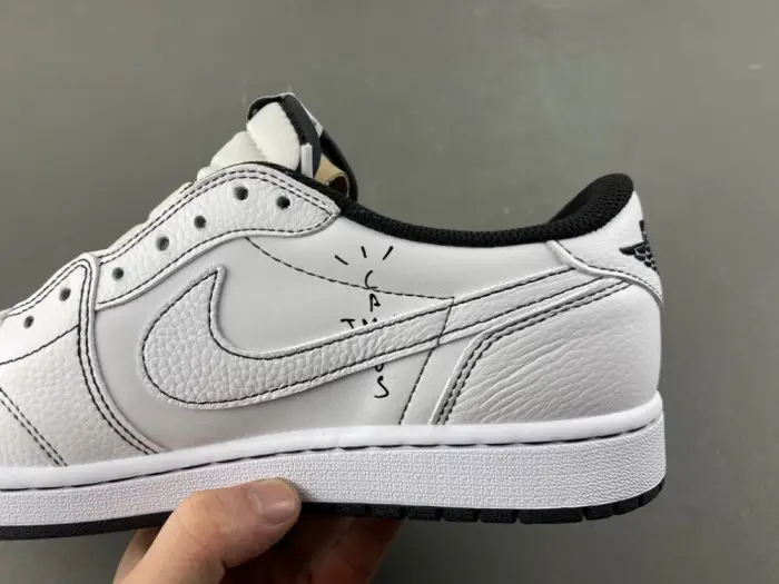 Travis Scott x Jordan Air Jordan 1 Low OG  "Medium Olive" 