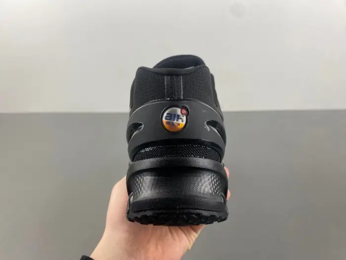 Nike Air Max DN8 