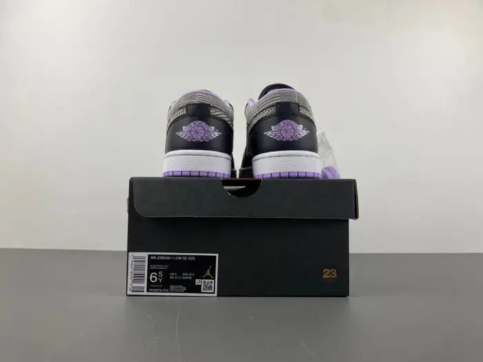 Air Jordan 1 Retro Low 