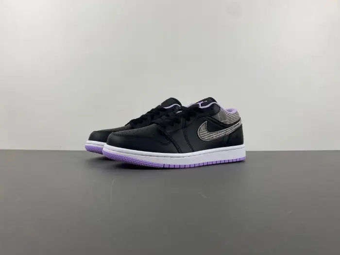 Air Jordan 1 Retro Low 