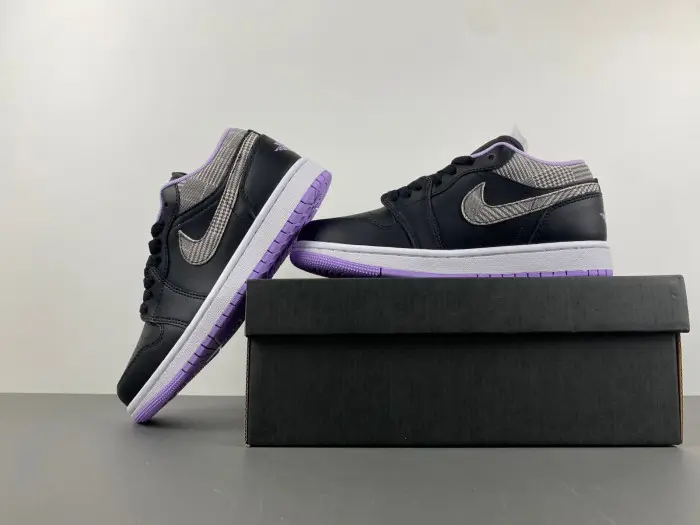 Air Jordan 1 Retro Low 