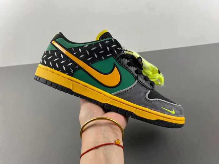 Nike Dunk Low “What The Ducks Of A Feather” 