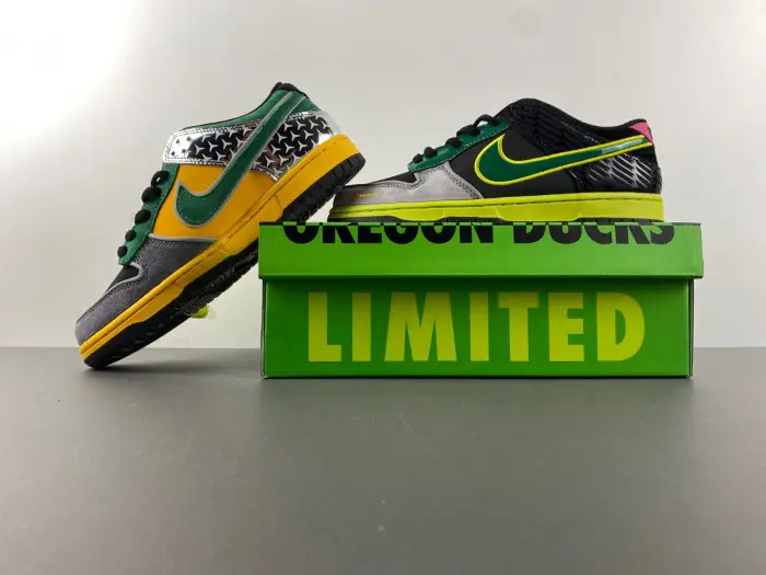 Nike Dunk Low “What The Ducks Of A Feather” 