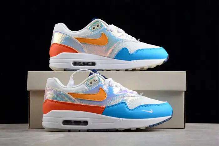 Nike Air Max 1 "La Ville Lumière" 