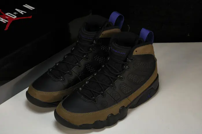 AIR JORDAN 9  “Olive” 