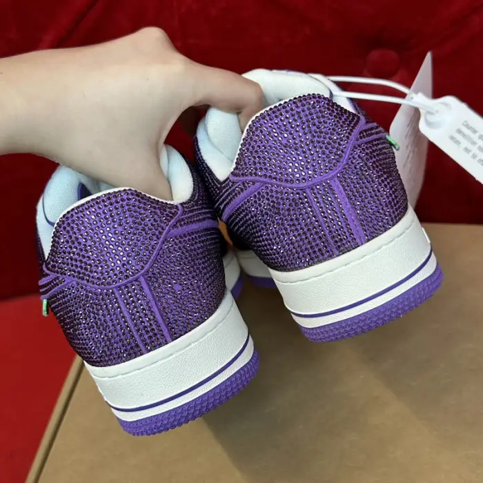 LOU VUIT SCI-FI SNEAKERS& NIKE AIR FORCE 1 
