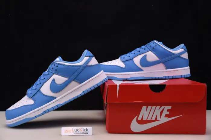 Nike Dunk Low UNC (2021) 