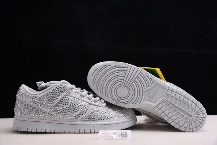Nike Dunk Low Cactus Plant Flea Market Pure Platinum 