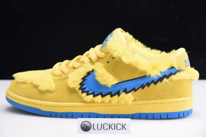 GRATEFUL DEAD X NIKE SB DUNK LOW“ YELLOW BEAR” 