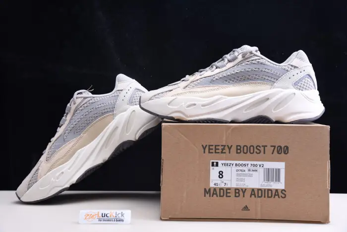 Yeezy Boost 700 V2 Cream 