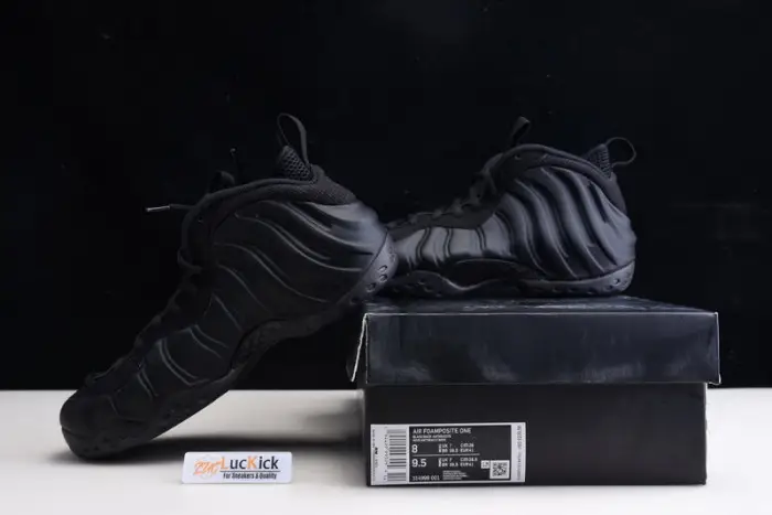 NIKE AIR FOAMPOSITE ONE 