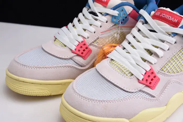 Jordan 4 Retro Union Guava Ice 