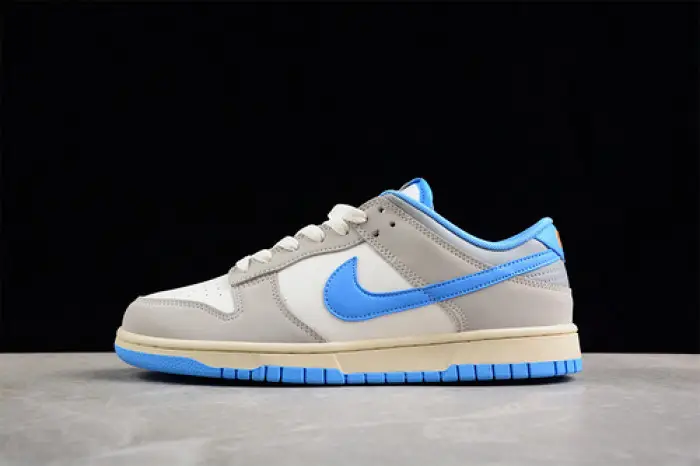 Nike SB Dunk Low 