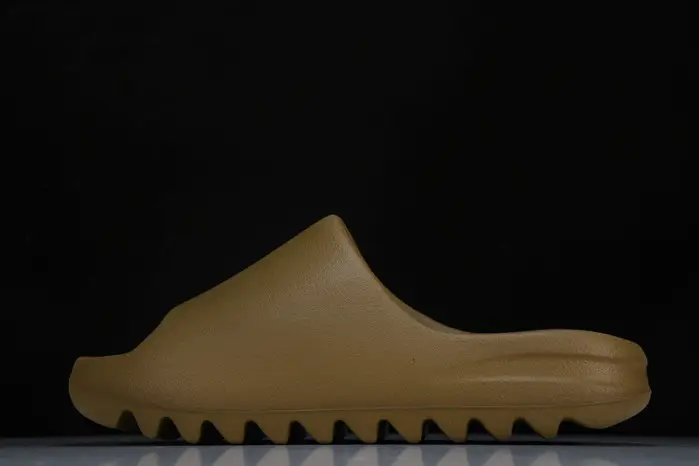 Yeezy Slide 