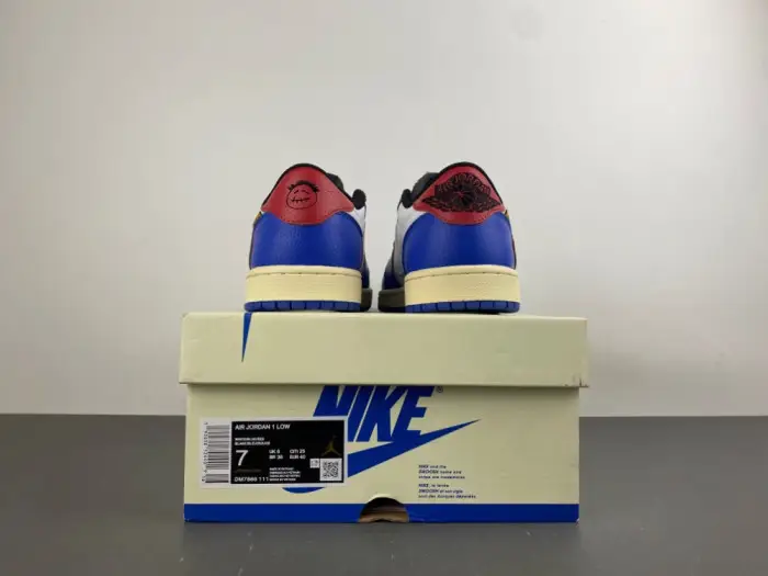Travis Scott x Air Jordan 1 Low OG 
