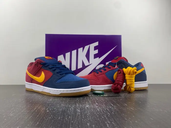 Nike SB Dunk Low Barcelona 