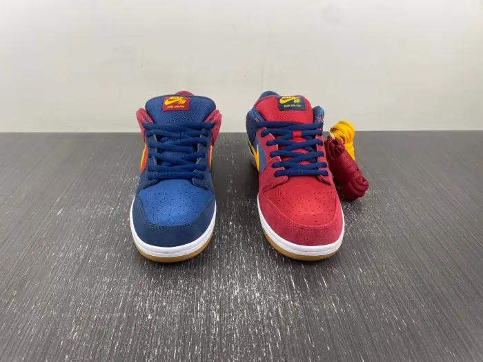 Nike SB Dunk Low Barcelona 