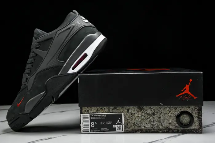Air Jordan 4 
