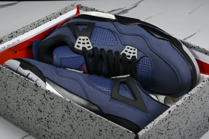 Jordan 4 Retro Winterized Loyal Blue 