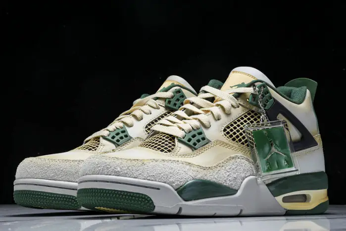 Air Jordan 4 Retro 