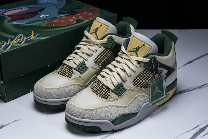 Air Jordan 4 Retro 