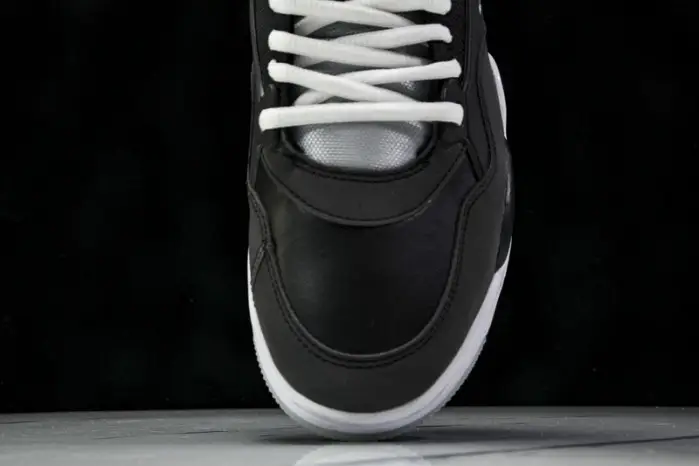 Air Jordan 4  “Remastered” 