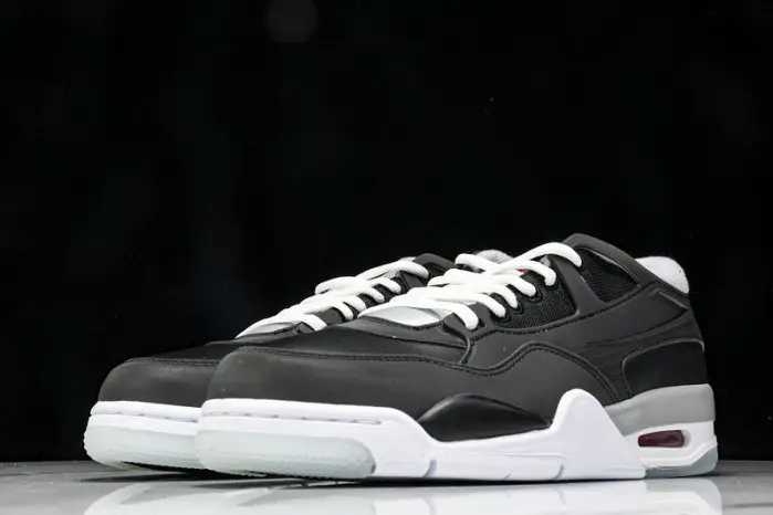 Air Jordan 4  “Remastered” 