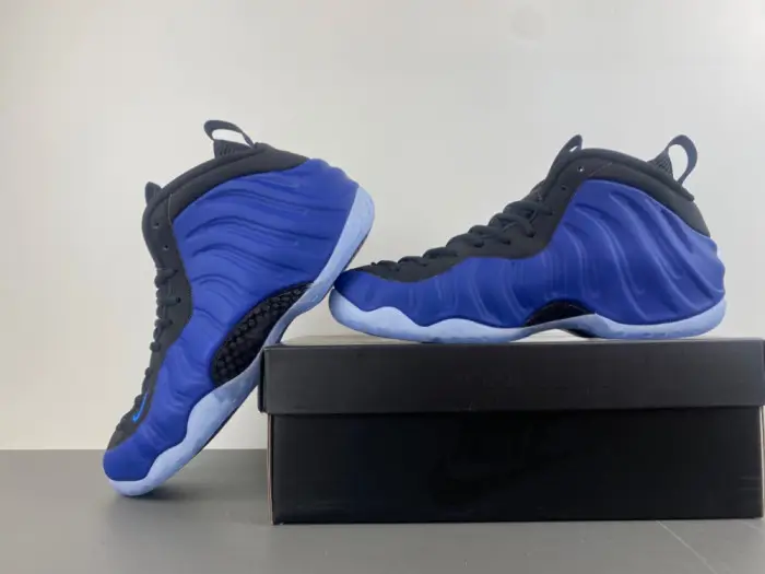 Nike Air Foamposite One  “Deep Royal” 