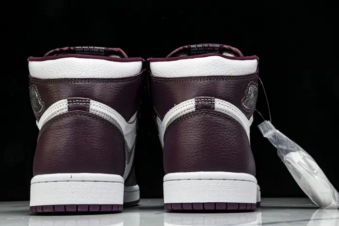 Air Jordan 1 High OG “Bordeaux” Bordeaux White-Metallic Silver 