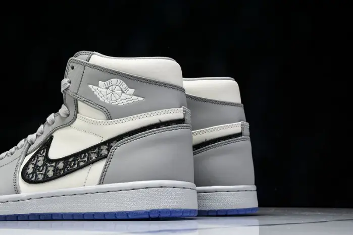 DIOR ×Air Jordan 1 High 