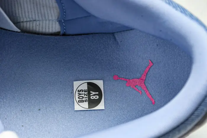 Air Jordan 3 OG  "Cobalt Bliss" 