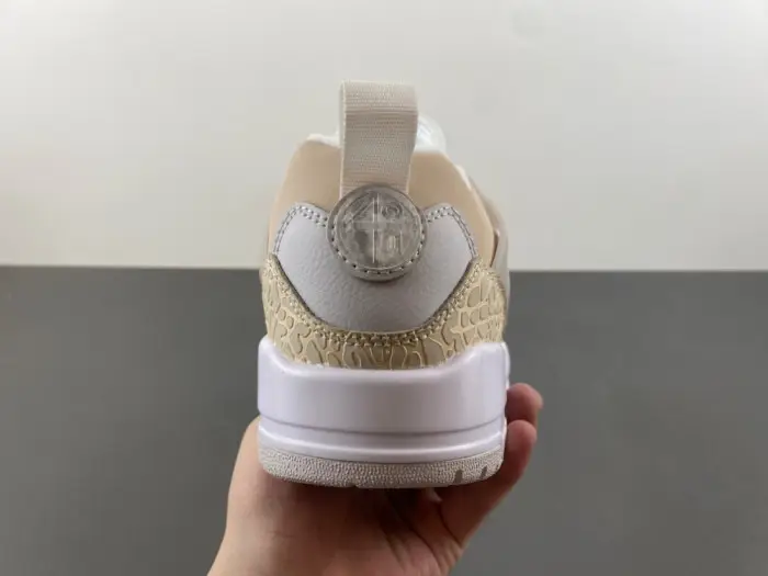 Jordan Spizike Low 