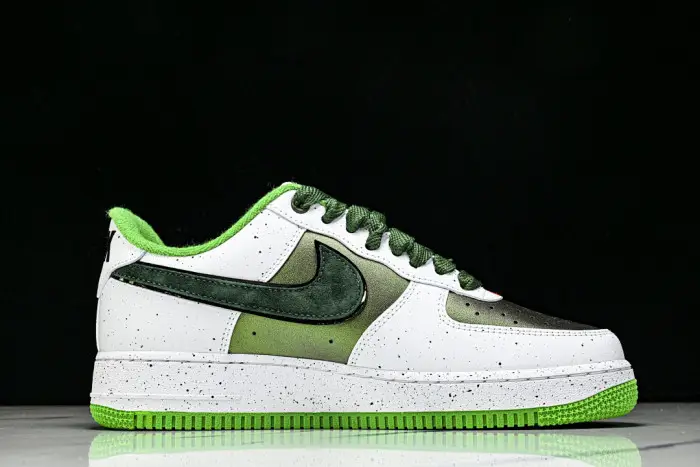 Nike Air Force 1'07 Low 