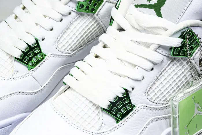 Air Jordan 4“Pine Green” 