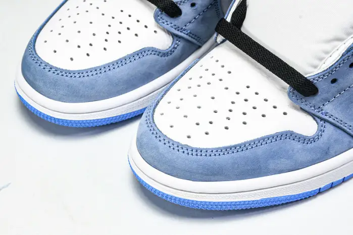 Jordan 1 Retro High White University Blue Black 