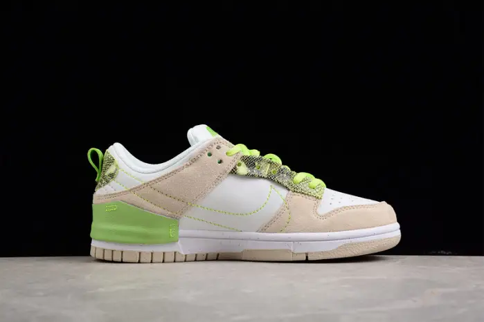 Nike SB Dunk Low 