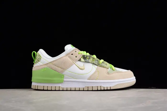 Nike SB Dunk Low 