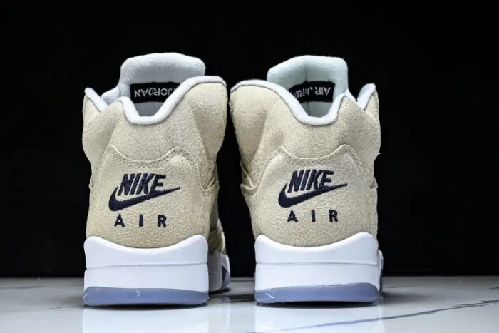 Jordan Air Jordan 5 Retro 