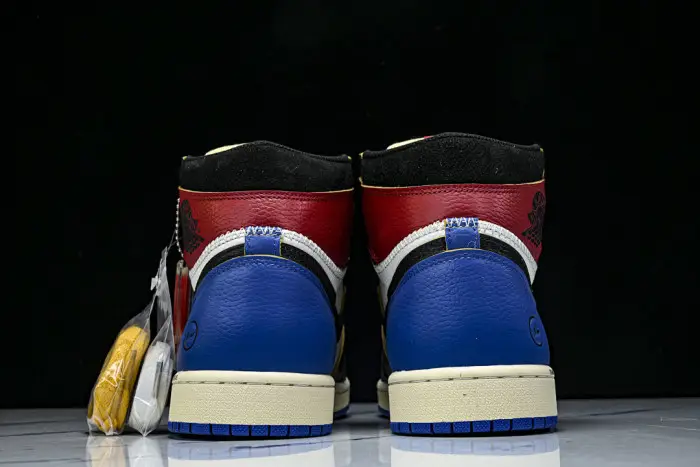 fragment Design x Union x Air Jordan 1 