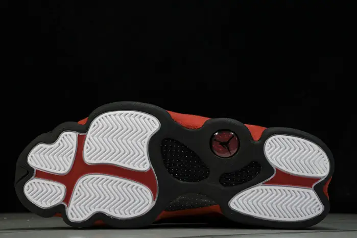 Air Jordan 13 “Bred” 