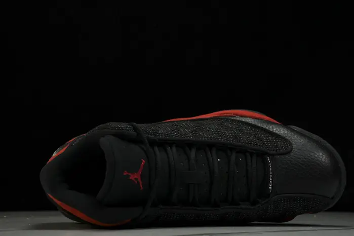 Air Jordan 13 “Bred” 