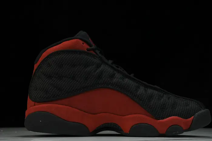 Air Jordan 13 “Bred” 
