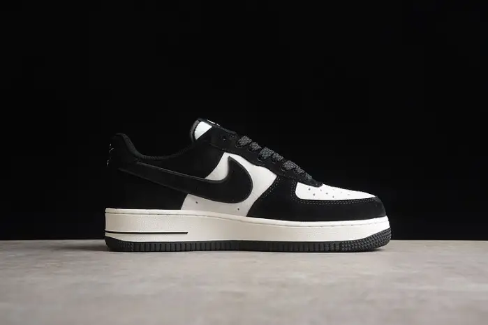 NikeAir Force 1 