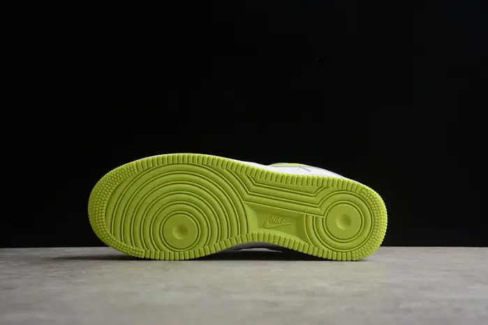 Nike Air Force 1 07 Low White Lime Green 
