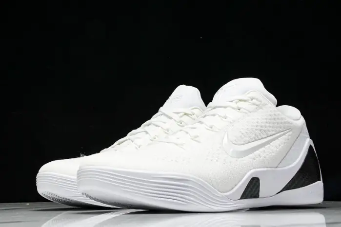 NK Zoom Kobe Protro "HALO" 