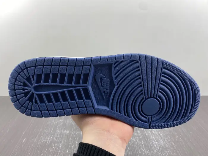 Travis Scott x Air Jordan 1 Low 